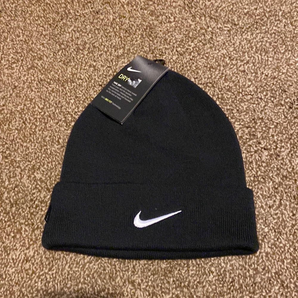 Mens Nike hat